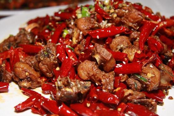 做家常菜時，“耗油”這3種菜不能亂發(fā)，不提鮮反而味道怪異