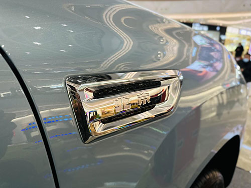 北京汽車(chē)BJ60臨沂隆重上市2.jpg