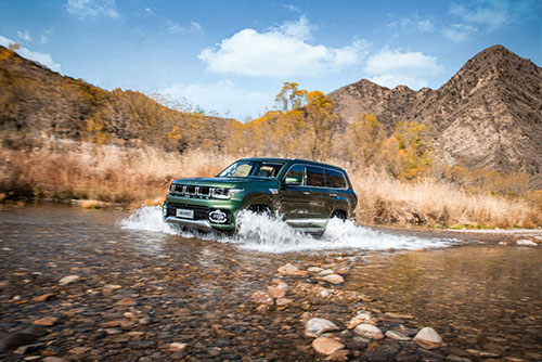北京汽車(chē)BJ60臨沂隆重上市7.jpg