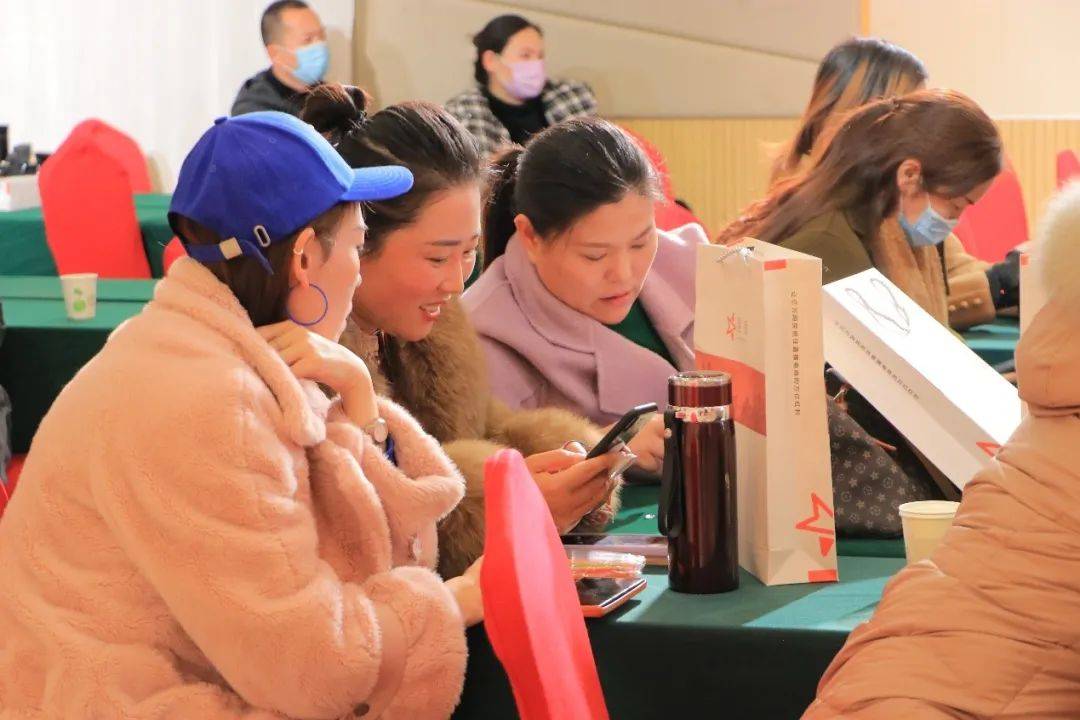 感謝星播，帶來了抖音電商新方法，為臨沂人長期免費教培