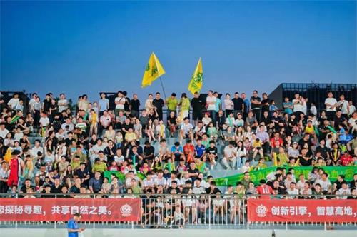 “惠民早餐”杯首屆紅色沂蒙城市足球聯(lián)賽開幕4.jpg