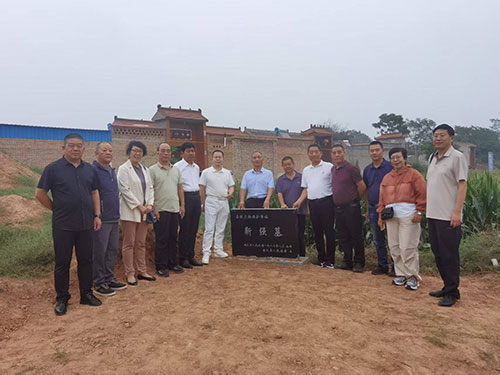 曲村鎮(zhèn)漢汾陽侯靳強(qiáng)遺跡保護(hù)座談會(huì)勝利召開4.jpg